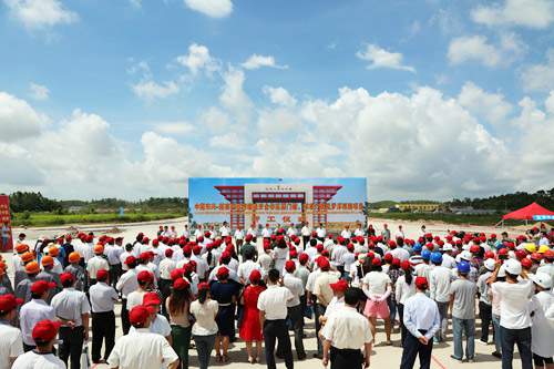 十七冶城建公司承建的中國(guó)最大國(guó)門項(xiàng)目開工